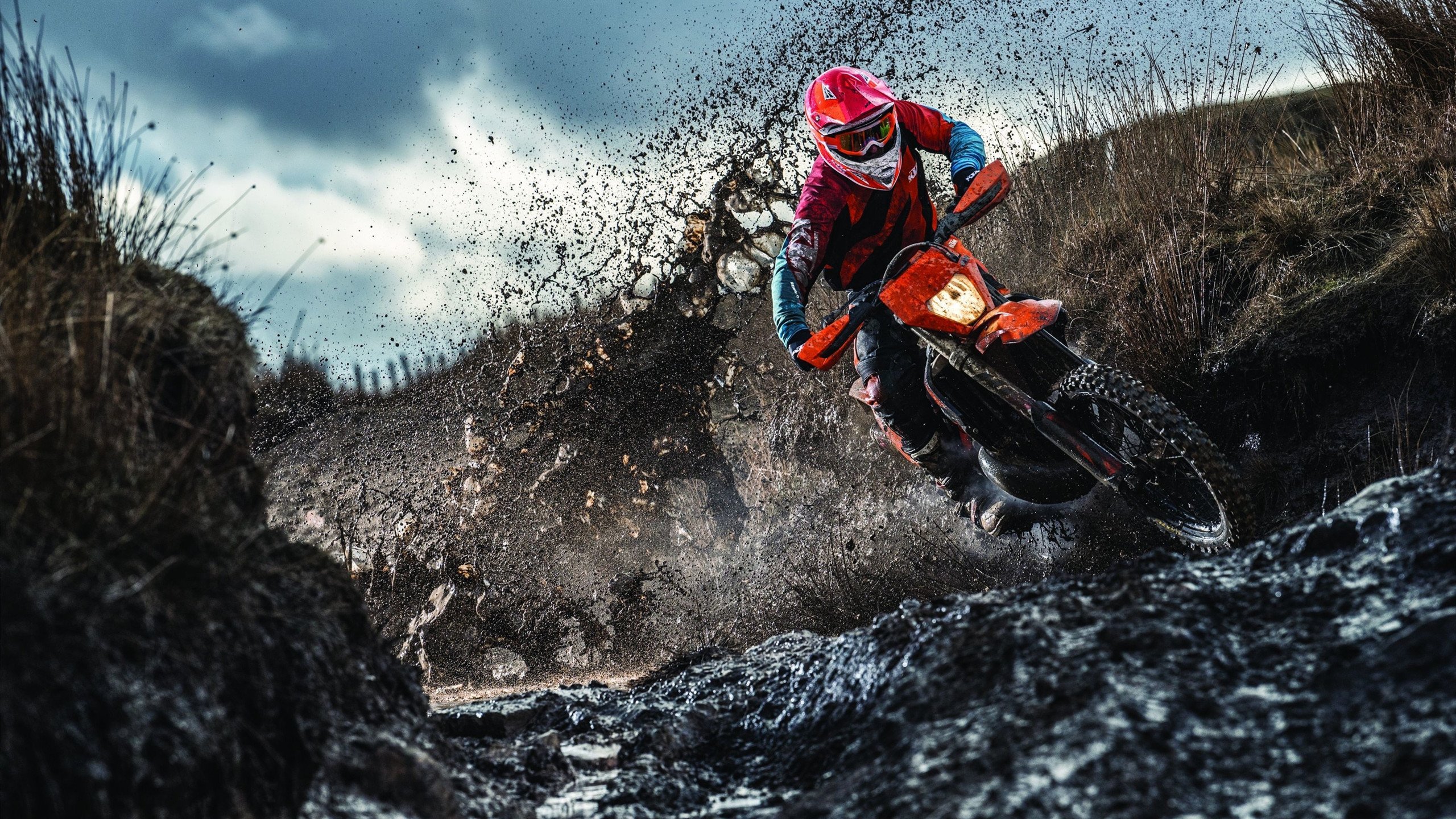 开云在线直播-覃海洋挑战极限 短蛙展现爆发力，覃海洋200米蛙泳